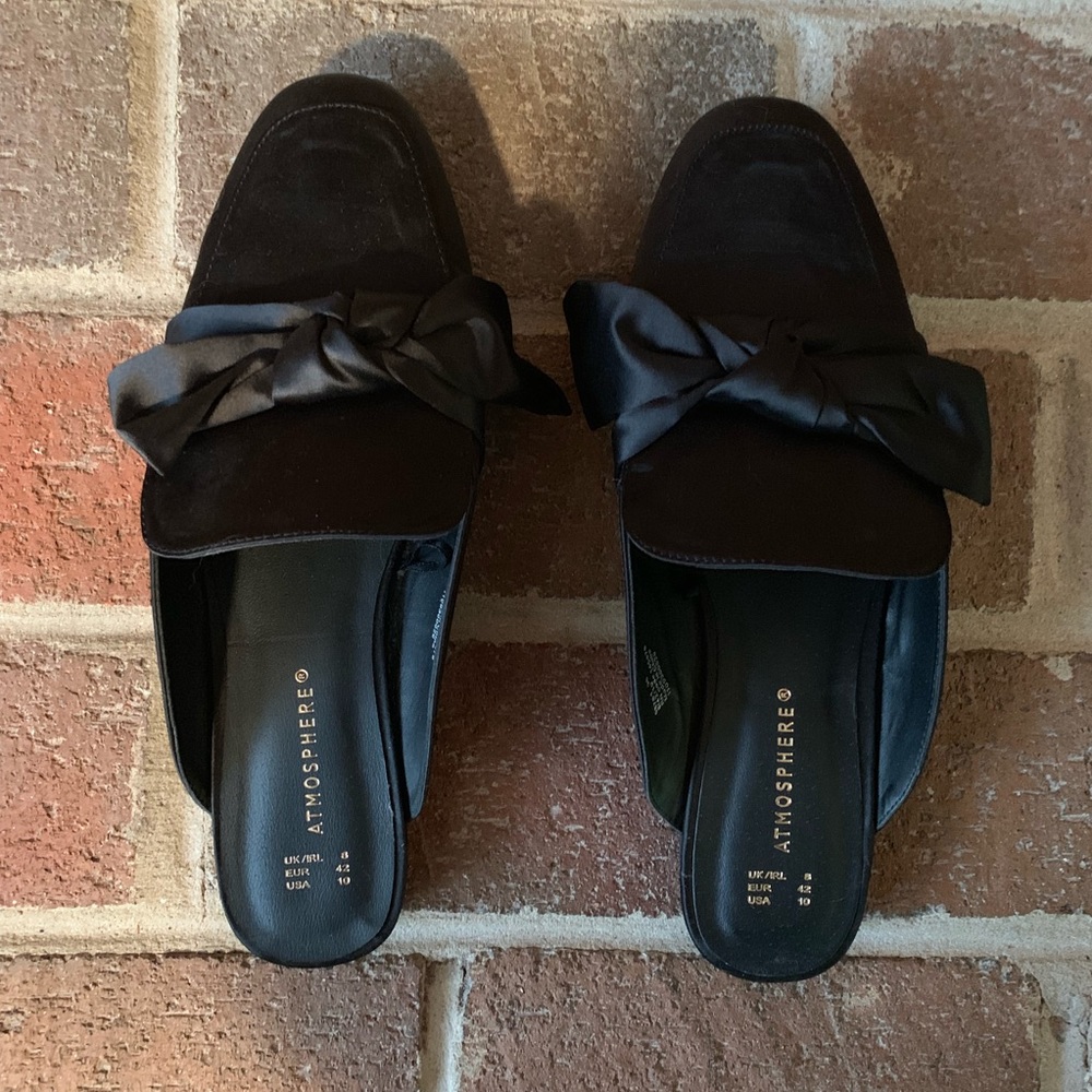 Black loafer mules